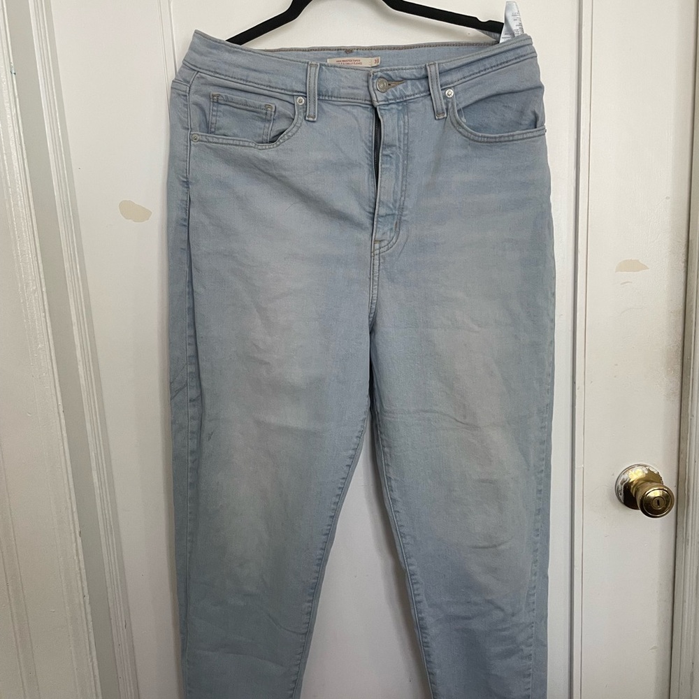 Levi's Women's Soft Blue Skinny Jeans High Wasted Taper